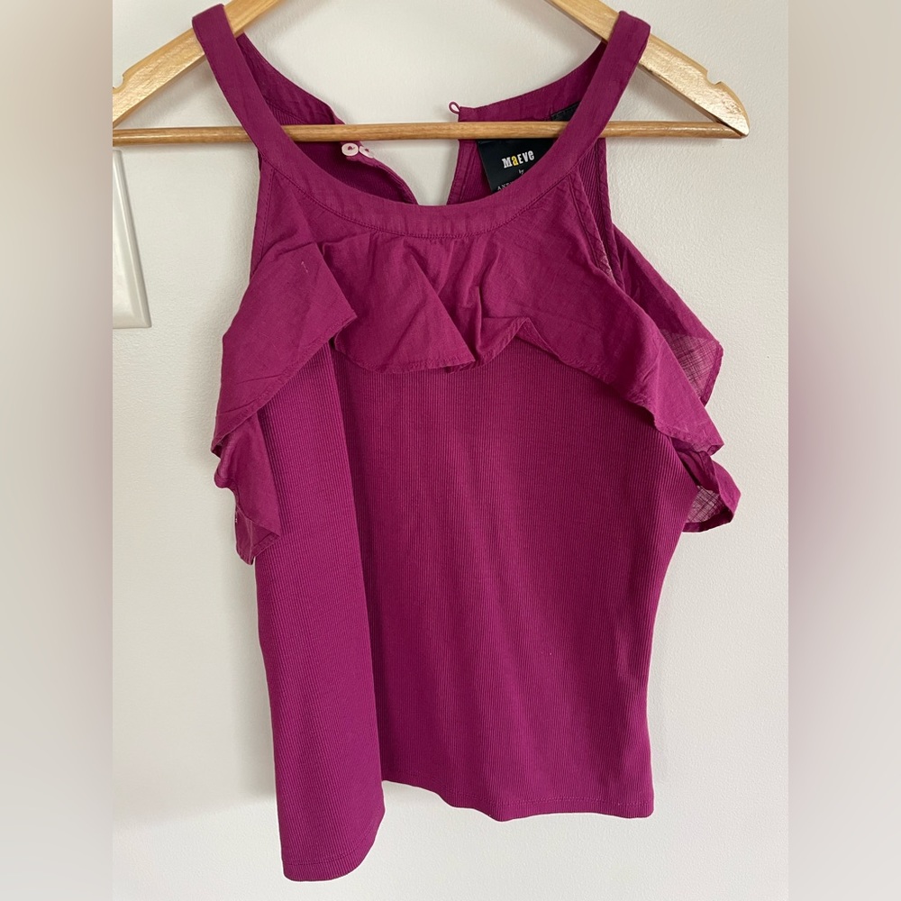 Adorable Anthropologie tank with frills. Size large